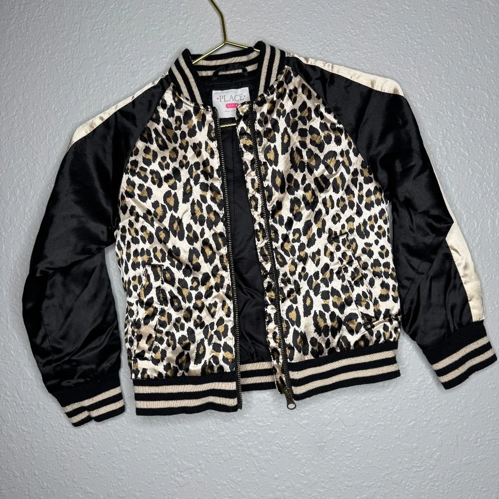The Childrens Place Size 5/6 Leopard‎ print full Zip Bomber Jacket